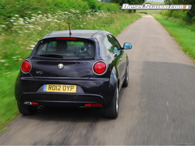 Alfa Romeo MiTo 2012 Picture #32 Alfa Romeo MiTo 2012 Picture #32